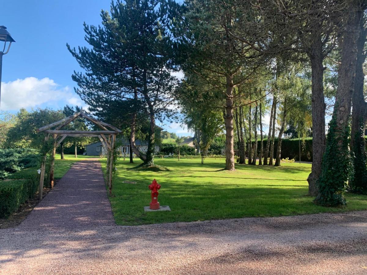 Canapville  Les Manoirs Des Portes De Deauville - Small Luxury Hotel Of The World מראה חיצוני תמונה