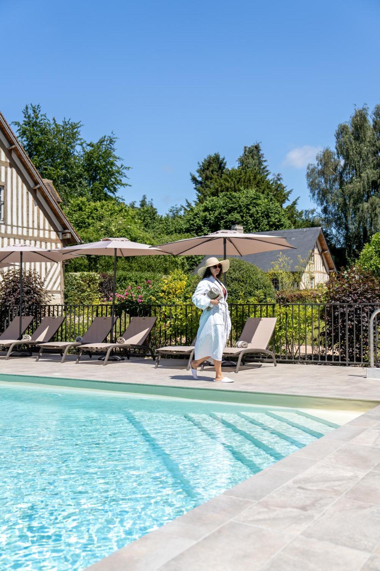 Canapville  Les Manoirs Des Portes De Deauville - Small Luxury Hotel Of The World מראה חיצוני תמונה