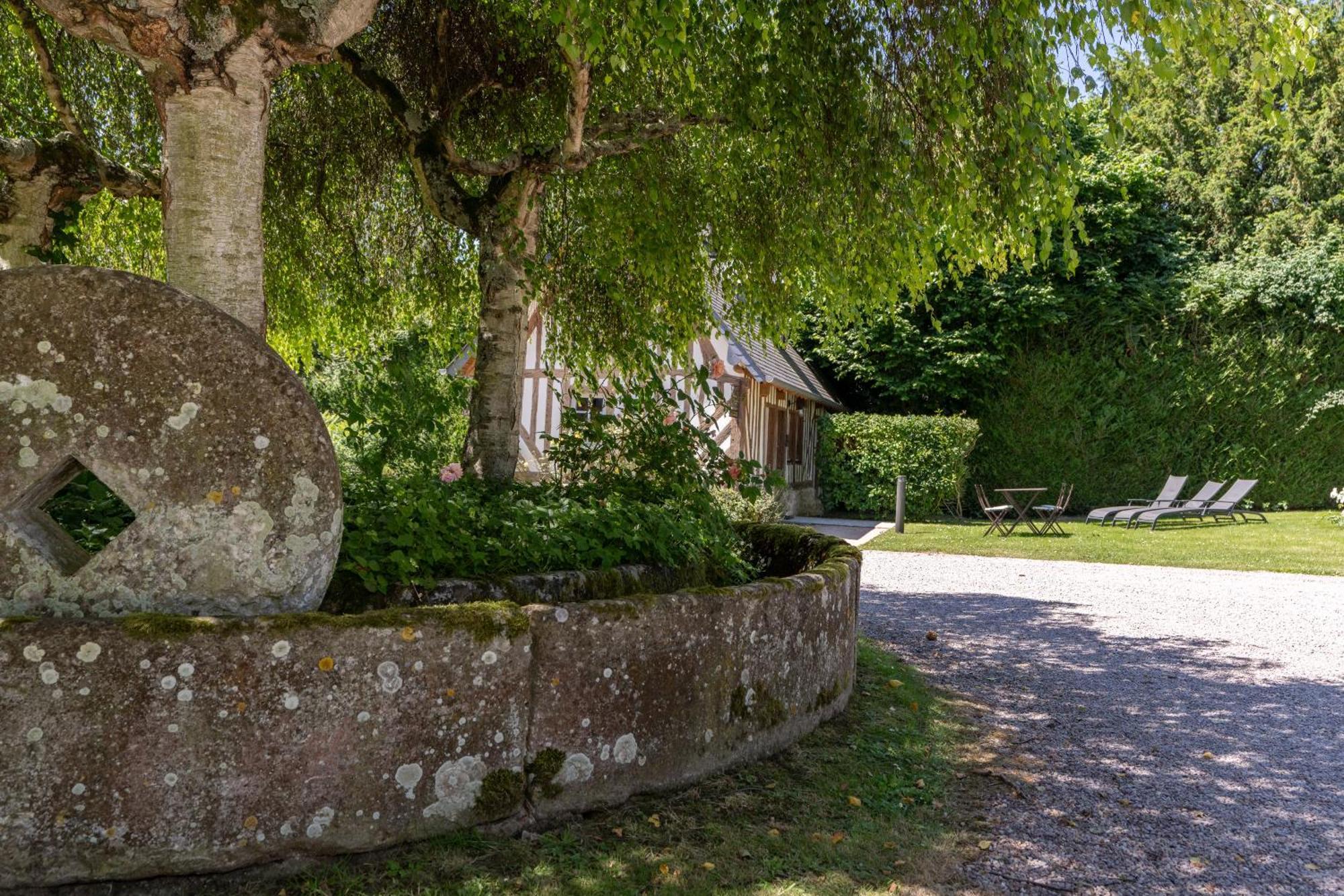 Canapville  Les Manoirs Des Portes De Deauville - Small Luxury Hotel Of The World מראה חיצוני תמונה